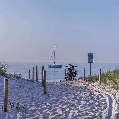 Moderne 5 Sterne Strandlilie Apartmán *