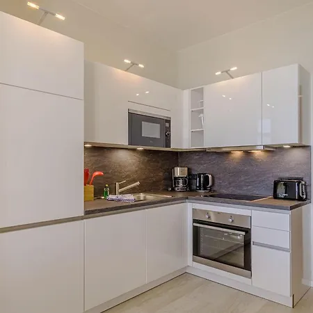 Moderne 5 Sterne Strandlilie Apartment *